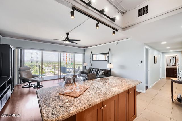 4750 N CENTRAL Avenue K17, Phoenix, AZ 85012