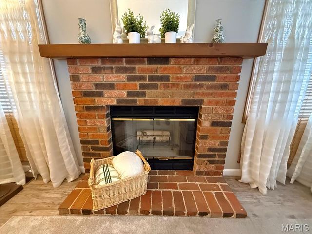 13734 La Conte Court, St Louis, MO 63128