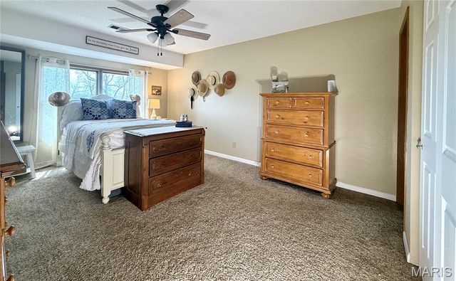 13734 La Conte Court, St Louis, MO 63128