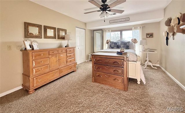 13734 La Conte Court, St Louis, MO 63128