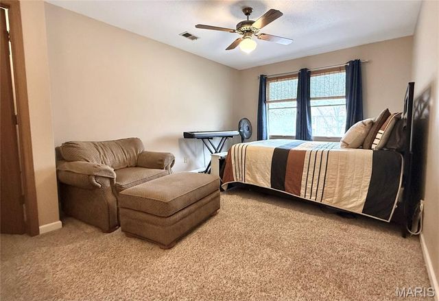 13734 La Conte Court, St Louis, MO 63128