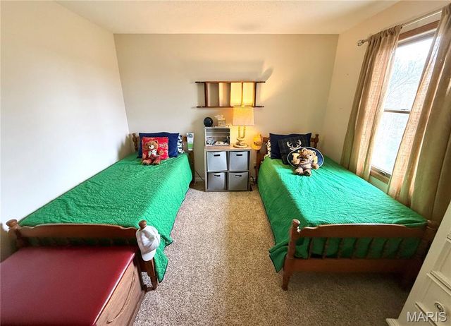 13734 La Conte Court, St Louis, MO 63128