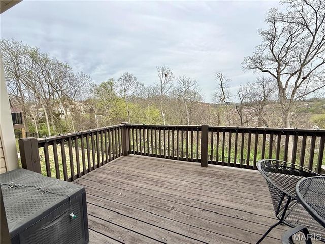 13734 La Conte Court, St Louis, MO 63128