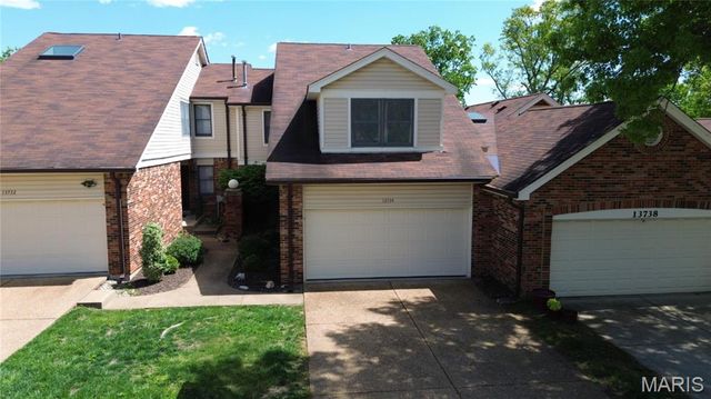 13734 La Conte Court, St Louis, MO 63128