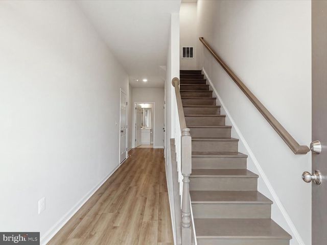 124 SWANSONG PL, Winchester, VA 22603