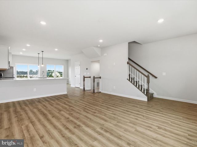 124 SWANSONG PL, Winchester, VA 22603