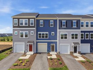 124 SWANSONG PL, Winchester, VA 22603