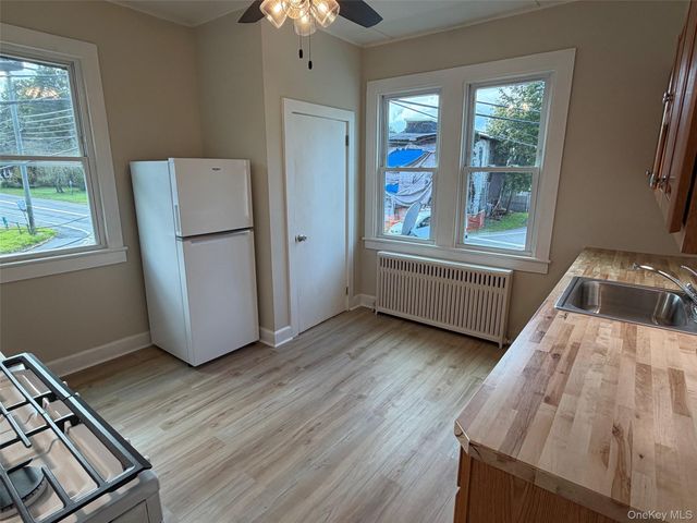 780 Route 284 3, Westtown, NY 10998