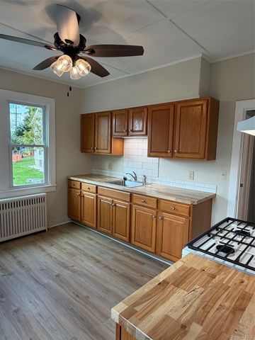 780 Route 284 3, Westtown, NY 10998
