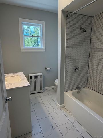 780 Route 284 3, Westtown, NY 10998