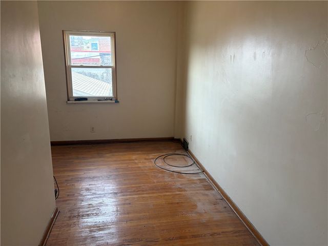 816-818 Mckean, Donora, PA 15033