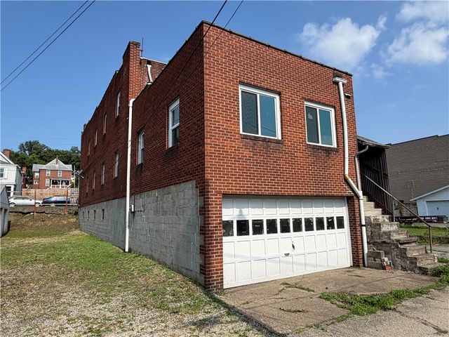 816-818 Mckean, Donora, PA 15033
