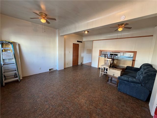 816-818 Mckean, Donora, PA 15033