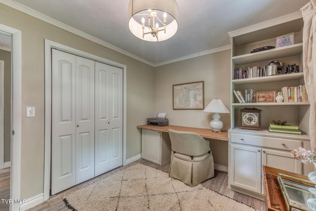 713 Crowell Lane, Johnson City, TN 37601