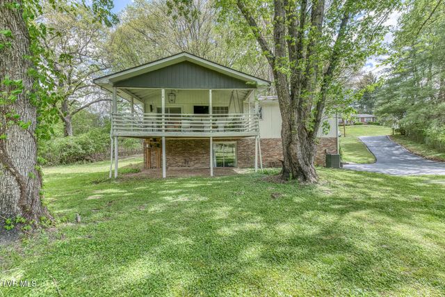713 Crowell Lane, Johnson City, TN 37601