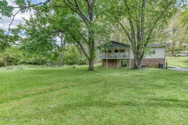 713 Crowell Lane, Johnson City, TN 37601
