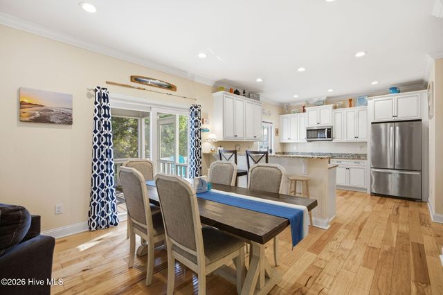 101 NE 33rd Street, Oak Island, NC 28465