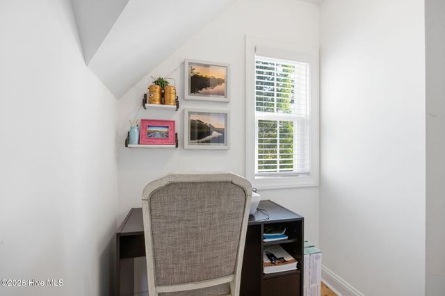 101 NE 33rd Street, Oak Island, NC 28465