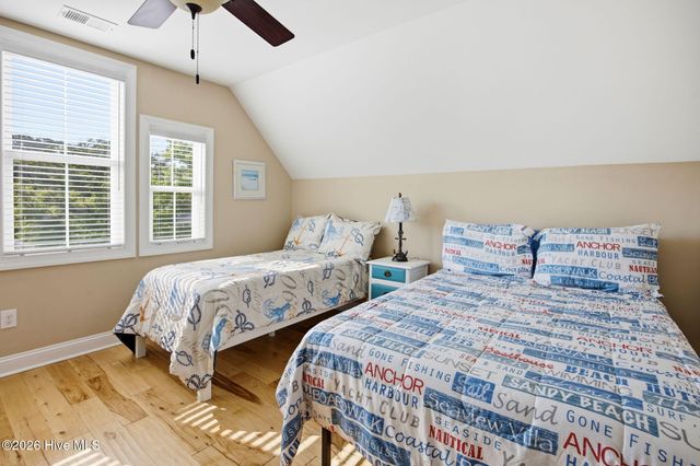 101 NE 33rd Street, Oak Island, NC 28465