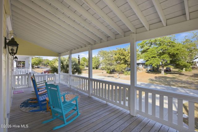 101 NE 33rd Street, Oak Island, NC 28465