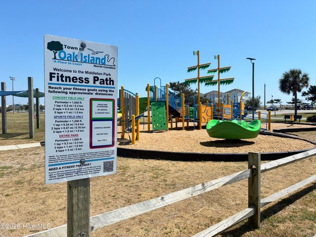 101 NE 33rd Street, Oak Island, NC 28465