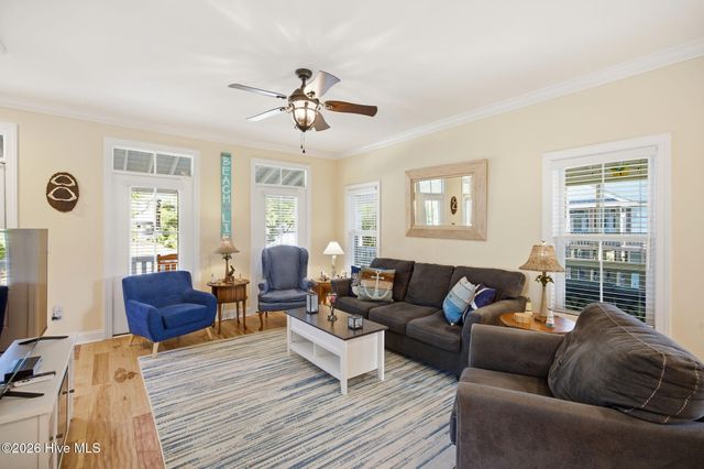 101 NE 33rd Street, Oak Island, NC 28465