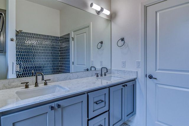 2812 Astor Drive, Norman, OK 73072