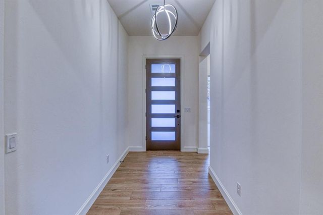 2812 Astor Drive, Norman, OK 73072