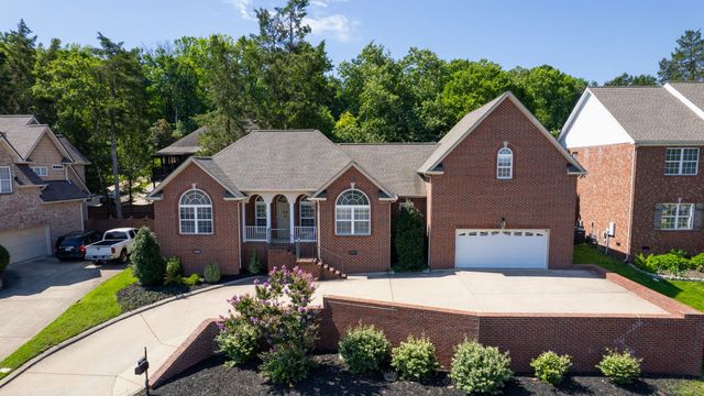 1016 Tulip Blossom Dr, Hermitage, TN 37076