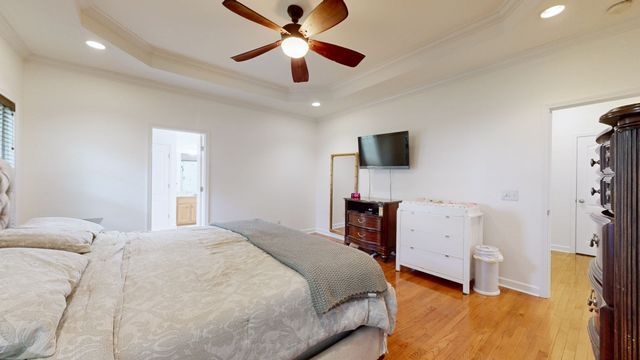 1016 Tulip Blossom Dr, Hermitage, TN 37076