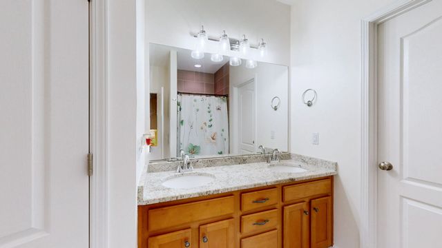 1016 Tulip Blossom Dr, Hermitage, TN 37076