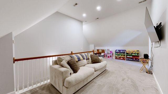 1016 Tulip Blossom Dr, Hermitage, TN 37076