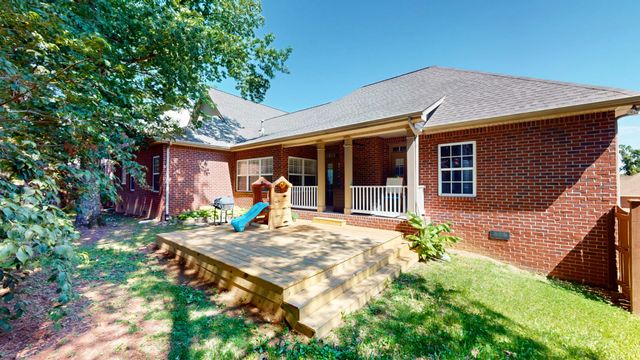 1016 Tulip Blossom Dr, Hermitage, TN 37076