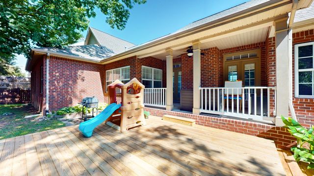 1016 Tulip Blossom Dr, Hermitage, TN 37076