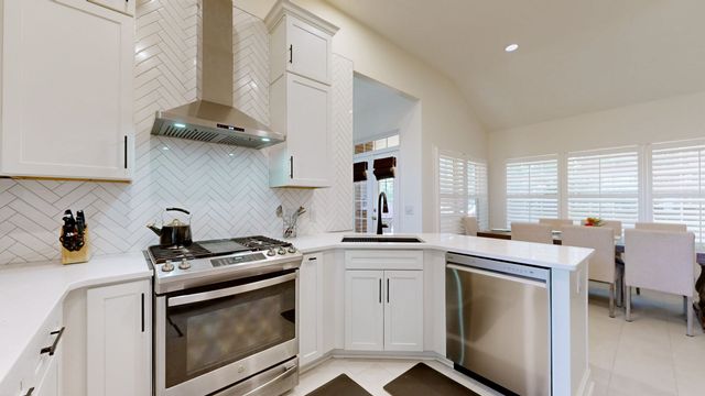 1016 Tulip Blossom Dr, Hermitage, TN 37076