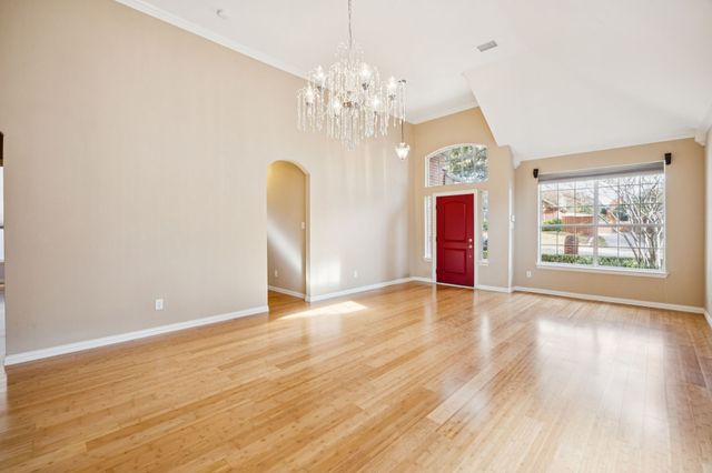 17707 Knollmeadow Lane, Dallas, TX 75287