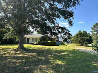 3032 Mcclain Circle, Gadsden, AL 35904
