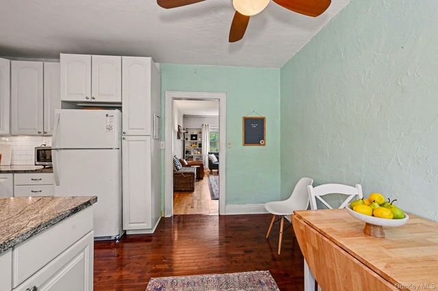 1452 Boston Post Road 3C, Larchmont, NY 10538