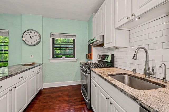 1452 Boston Post Road 3C, Larchmont, NY 10538
