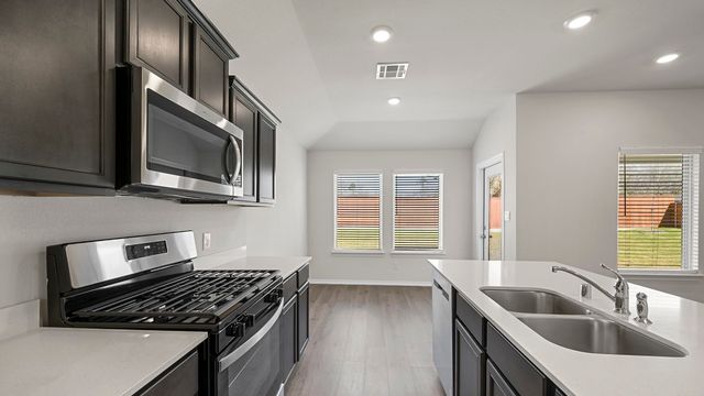 2332 32nd Street, Paris, TX 75460