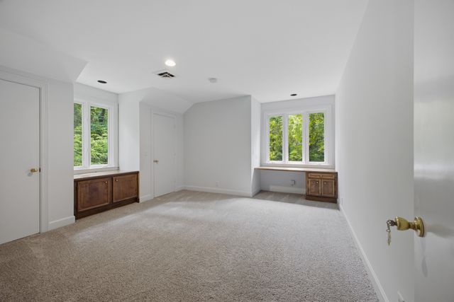 5612 Stanford Ct, Nashville, TN 37215