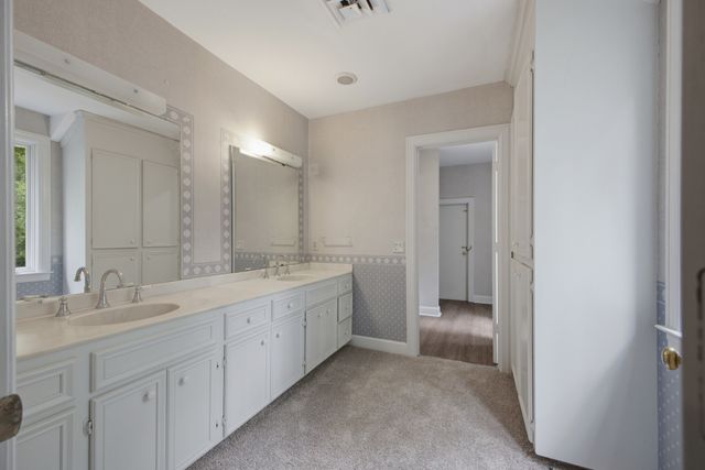 5612 Stanford Ct, Nashville, TN 37215