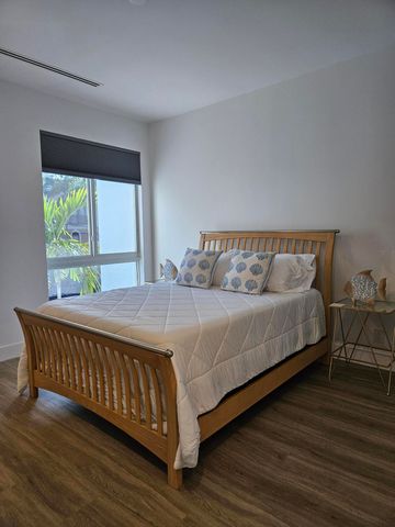 2275 SE 7th Street, Pompano Beach, FL 33062