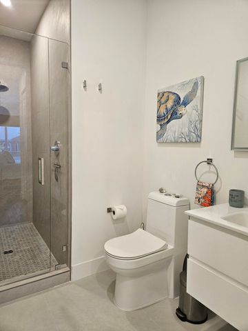 2275 SE 7th Street, Pompano Beach, FL 33062