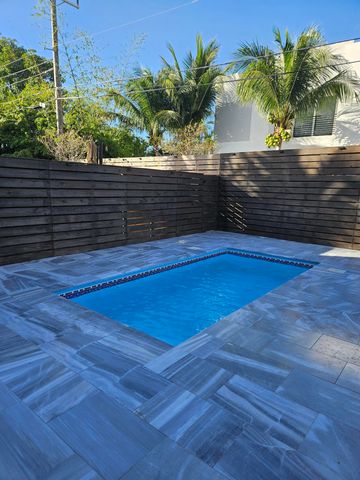 2275 SE 7th Street, Pompano Beach, FL 33062