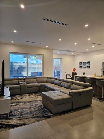 2275 SE 7th Street, Pompano Beach, FL 33062