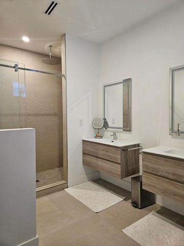 2275 SE 7th Street, Pompano Beach, FL 33062