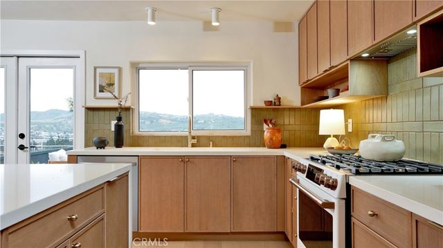 33042 Palo Alto, Dana Point, CA 92629