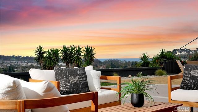 33042 Palo Alto, Dana Point, CA 92629