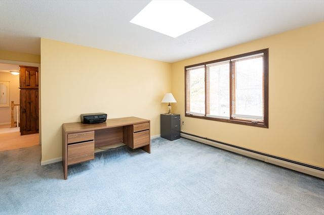 285 E Dunstable Rd, Nashua, NH 03062